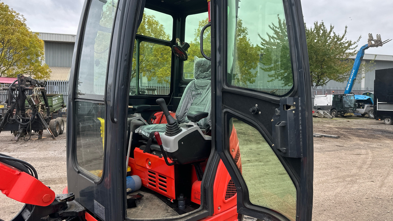 HUATENG HT25 - Міні-екскаватор: фото 5 HUATENG HT25 - Міні-екскаватор: фото 5