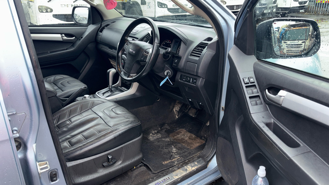 ISUZU D-MAX 2.5TD Centurion - Пікап, Вантажопасажирський фургон: фото 5 ISUZU D-MAX 2.5TD Centurion - Пікап, Вантажопасажирський фургон: фото 5