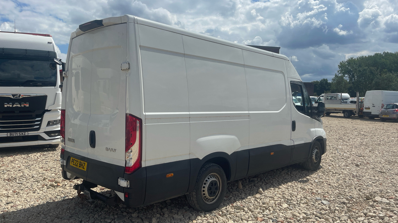 IVECO DAILY 35-140 2.3 3520 WB - Суцільнометалевий фургон: фото 4 IVECO DAILY 35-140 2.3 3520 WB - Суцільнометалевий фургон: фото 4