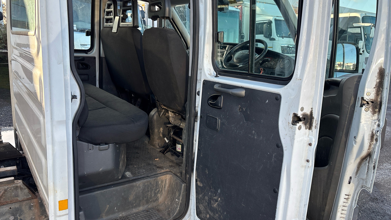Самоскид вантажівка IVECO DAILY 50C15: фото 9 Самоскид вантажівка IVECO DAILY 50C15: фото 9