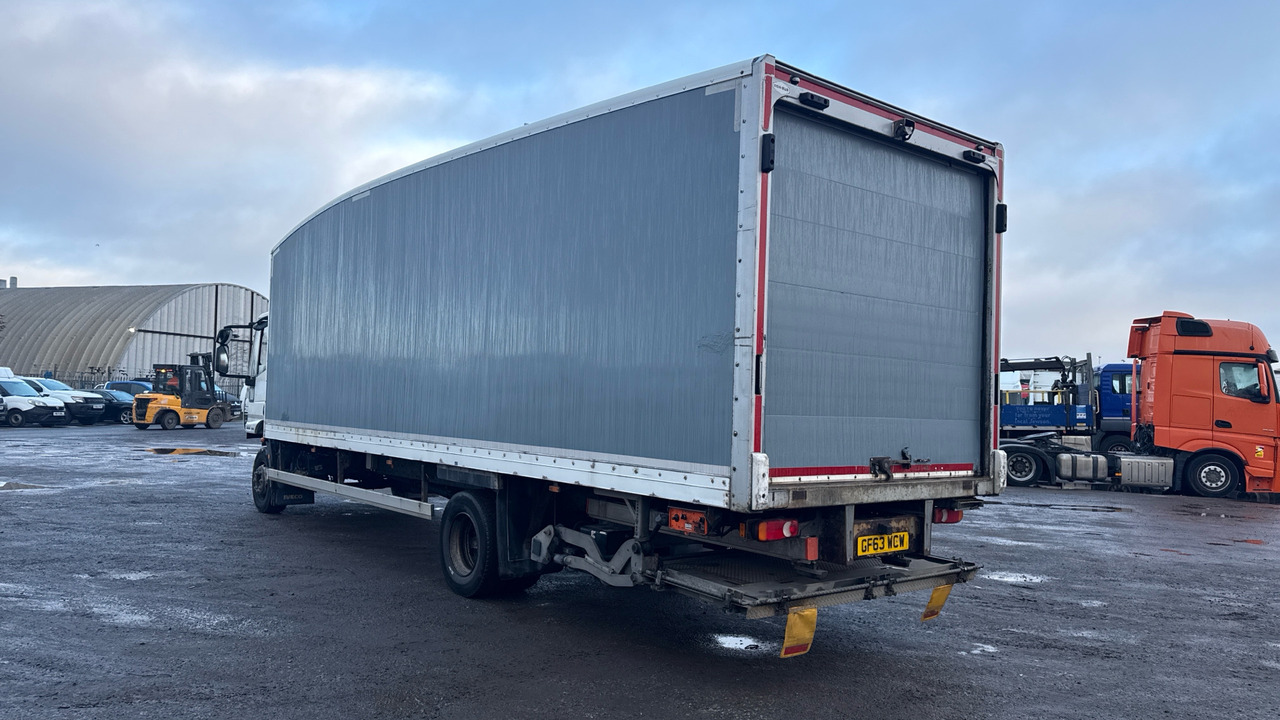 IVECO EUROCARGO 140E18 - Вантажівка з закритим кузовом: фото 3 IVECO EUROCARGO 140E18 - Вантажівка з закритим кузовом: фото 3
