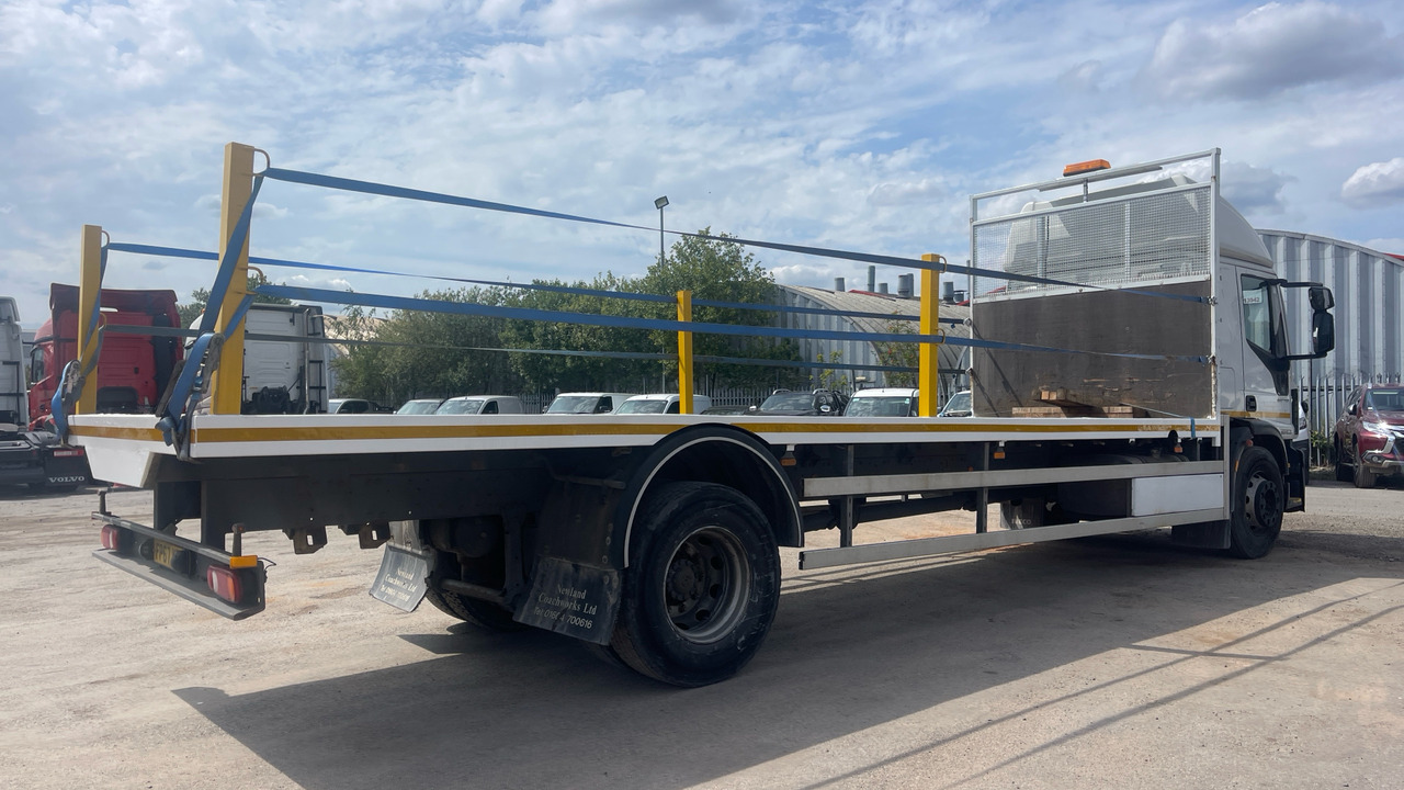 IVECO EUROCARGO 180E25 - Бортова вантажівка/ Платформа: фото 4 IVECO EUROCARGO 180E25 - Бортова вантажівка/ Платформа: фото 4