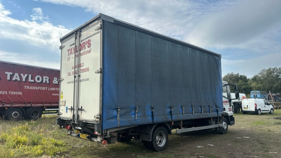 IVECO EUROCARGO 75E16 - Тентована вантажівка: фото 4 IVECO EUROCARGO 75E16 - Тентована вантажівка: фото 4