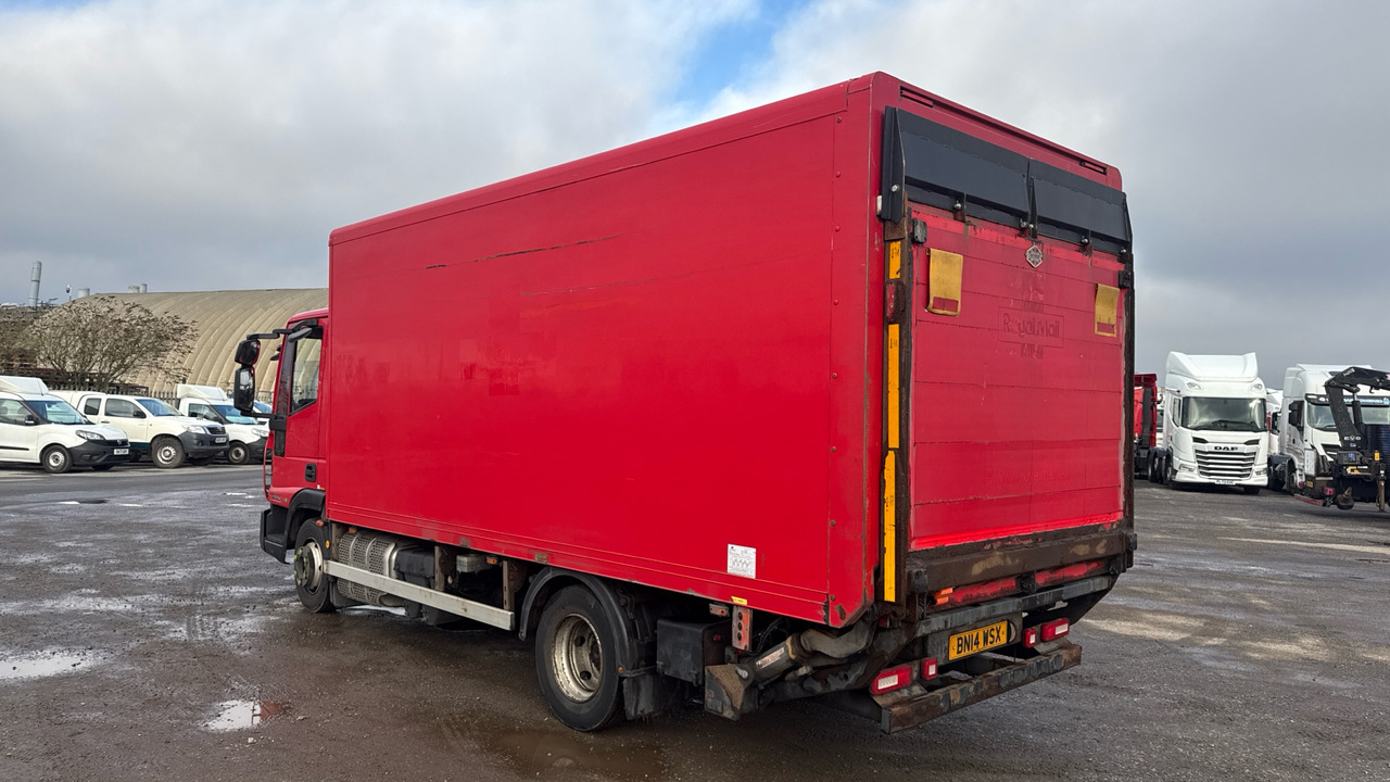 IVECO EUROCARGO 75e16 - Вантажівка з закритим кузовом: фото 3 IVECO EUROCARGO 75e16 - Вантажівка з закритим кузовом: фото 3