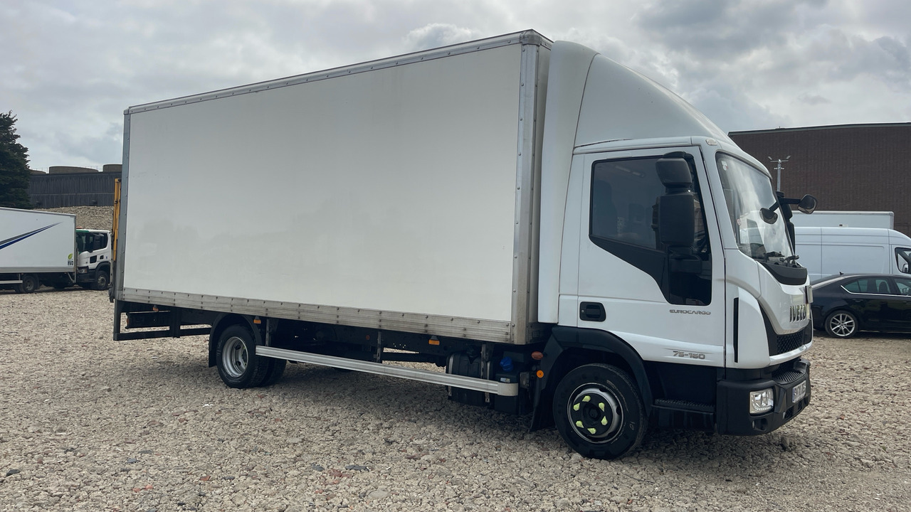 Iveco Eurocargo 75-160 - Вантажівка з закритим кузовом: фото 1 Iveco Eurocargo 75-160 - Вантажівка з закритим кузовом: фото 1