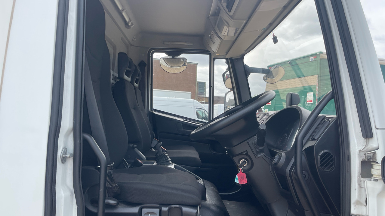 Iveco Eurocargo 75-160 - Вантажівка з закритим кузовом: фото 5 Iveco Eurocargo 75-160 - Вантажівка з закритим кузовом: фото 5