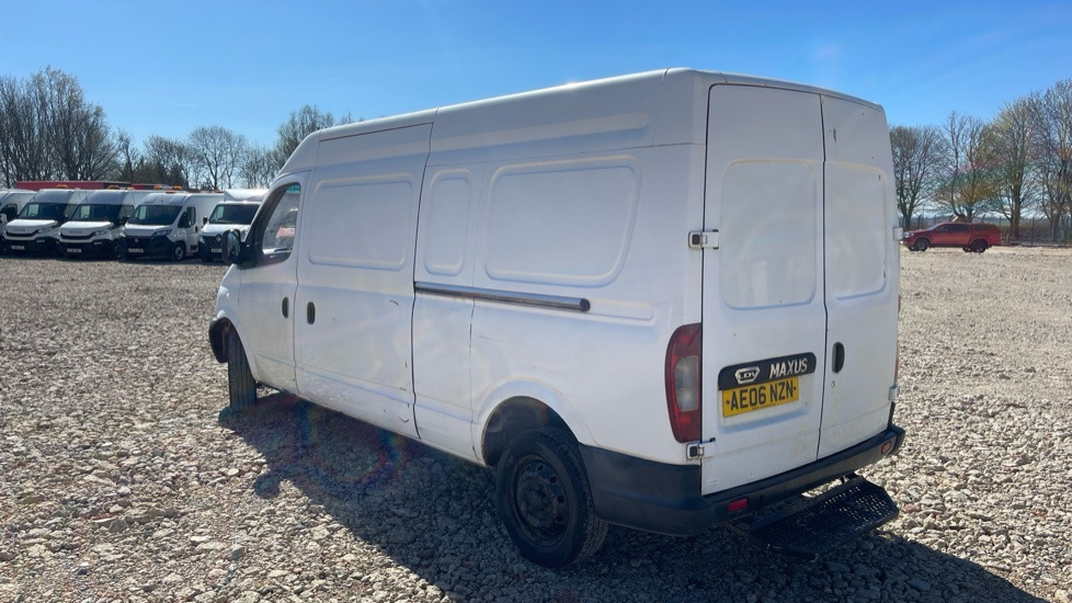 LDV MAXUS 3.5 2.5 CDI 95PS - Суцільнометалевий фургон: фото 3 LDV MAXUS 3.5 2.5 CDI 95PS - Суцільнометалевий фургон: фото 3