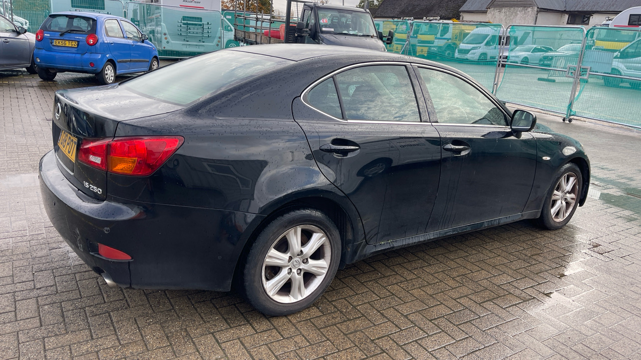 LEXUS IS 250 - Седан: фото 4 LEXUS IS 250 - Седан: фото 4