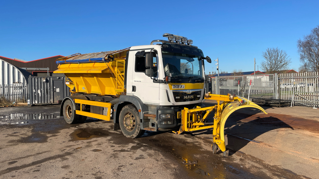 MAN TG-M 18.250 - Снігоприбиральна машина: фото 1 MAN TG-M 18.250 - Снігоприбиральна машина: фото 1