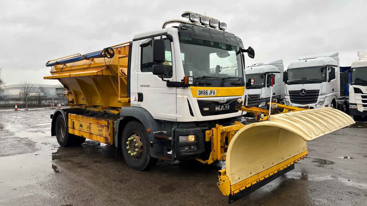 MAN TG-M 18.250 - Снігоприбиральна машина: фото 1 MAN TG-M 18.250 - Снігоприбиральна машина: фото 1