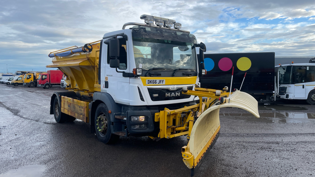 MAN TGM 18.250 - Снігоприбиральна машина: фото 1 MAN TGM 18.250 - Снігоприбиральна машина: фото 1