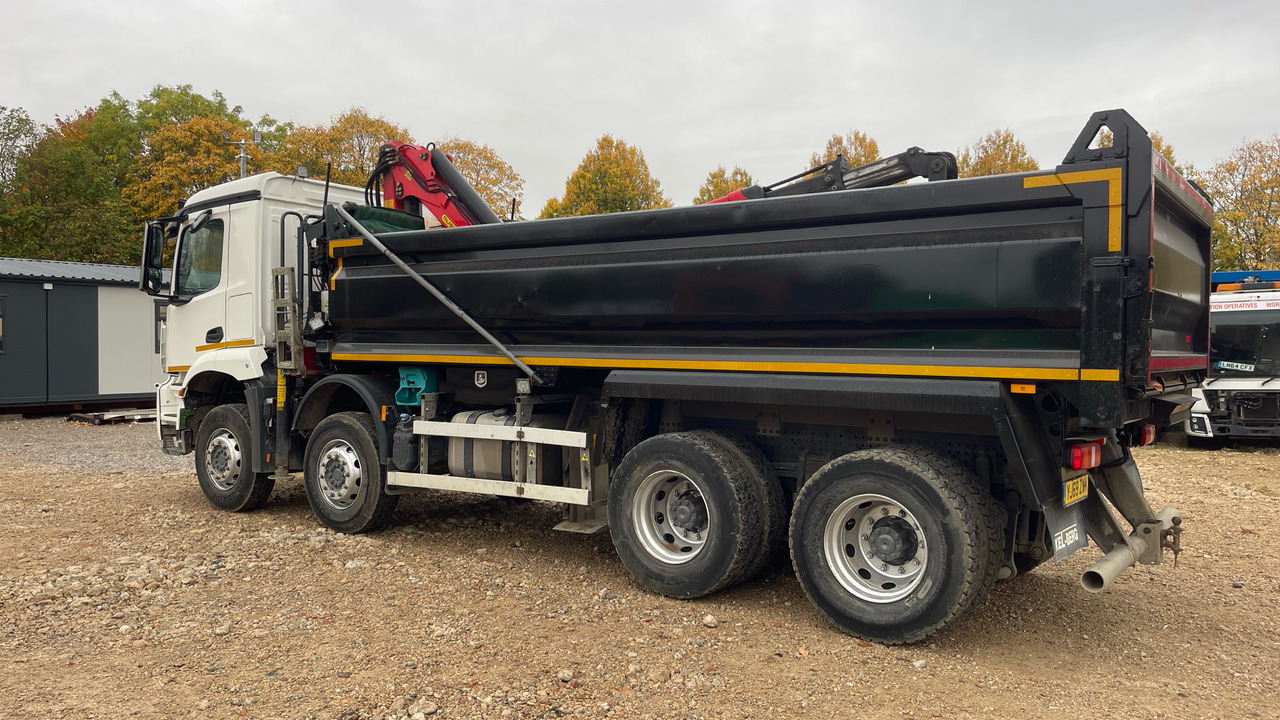 MERCEDES-BENZ AROCS - Самоскид вантажівка, Вантажівка з маніпулятором: фото 3 MERCEDES-BENZ AROCS - Самоскид вантажівка, Вантажівка з маніпулятором: фото 3