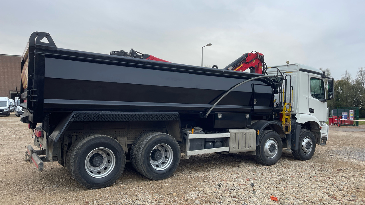 MERCEDES-BENZ AROCS - Самоскид вантажівка, Вантажівка з маніпулятором: фото 4 MERCEDES-BENZ AROCS - Самоскид вантажівка, Вантажівка з маніпулятором: фото 4