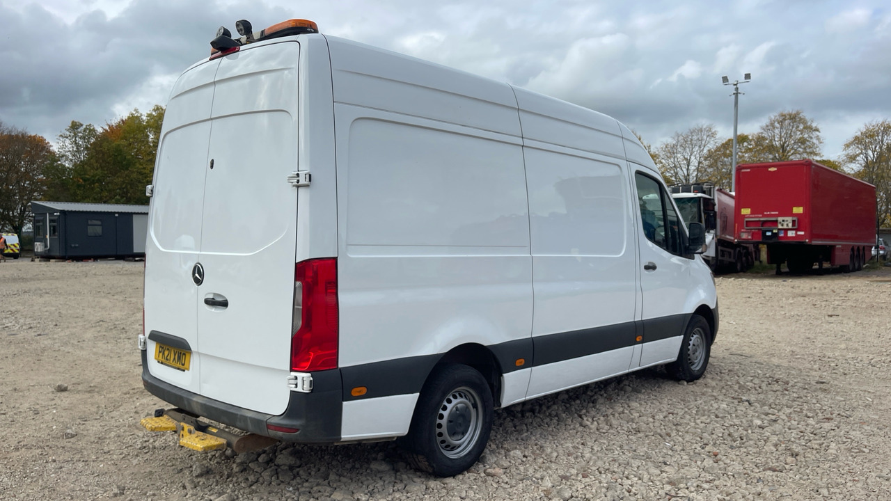 MERCEDES-BENZ SPRINTER 315 CDI - Суцільнометалевий фургон: фото 5 MERCEDES-BENZ SPRINTER 315 CDI - Суцільнометалевий фургон: фото 5