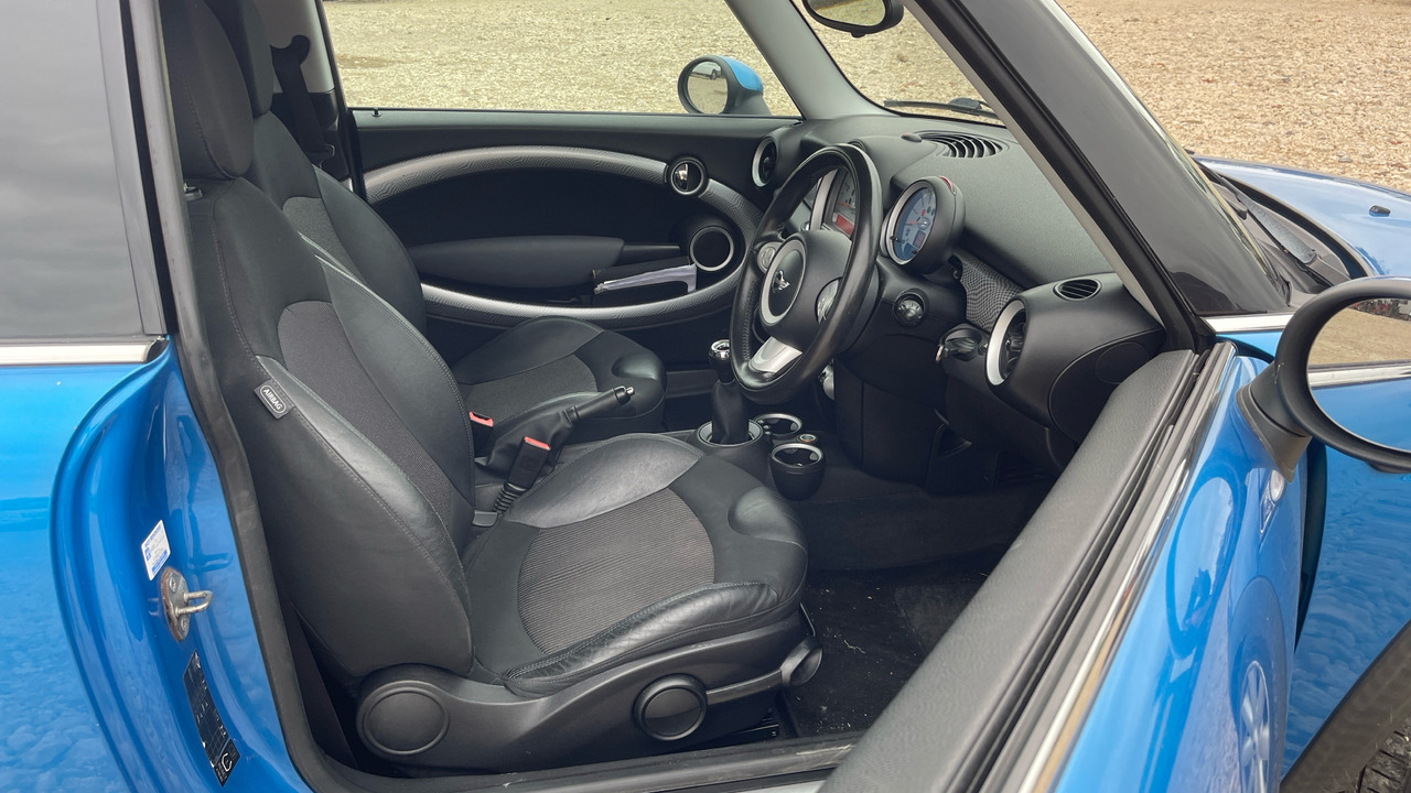 MINI COOPER S 1.6 - Хетчбек: фото 5 MINI COOPER S 1.6 - Хетчбек: фото 5