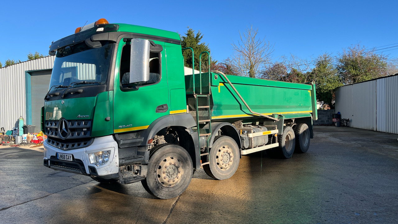 Mercedes-Benz Arocs 3240 - Самоскид вантажівка: фото 2 Mercedes-Benz Arocs 3240 - Самоскид вантажівка: фото 2