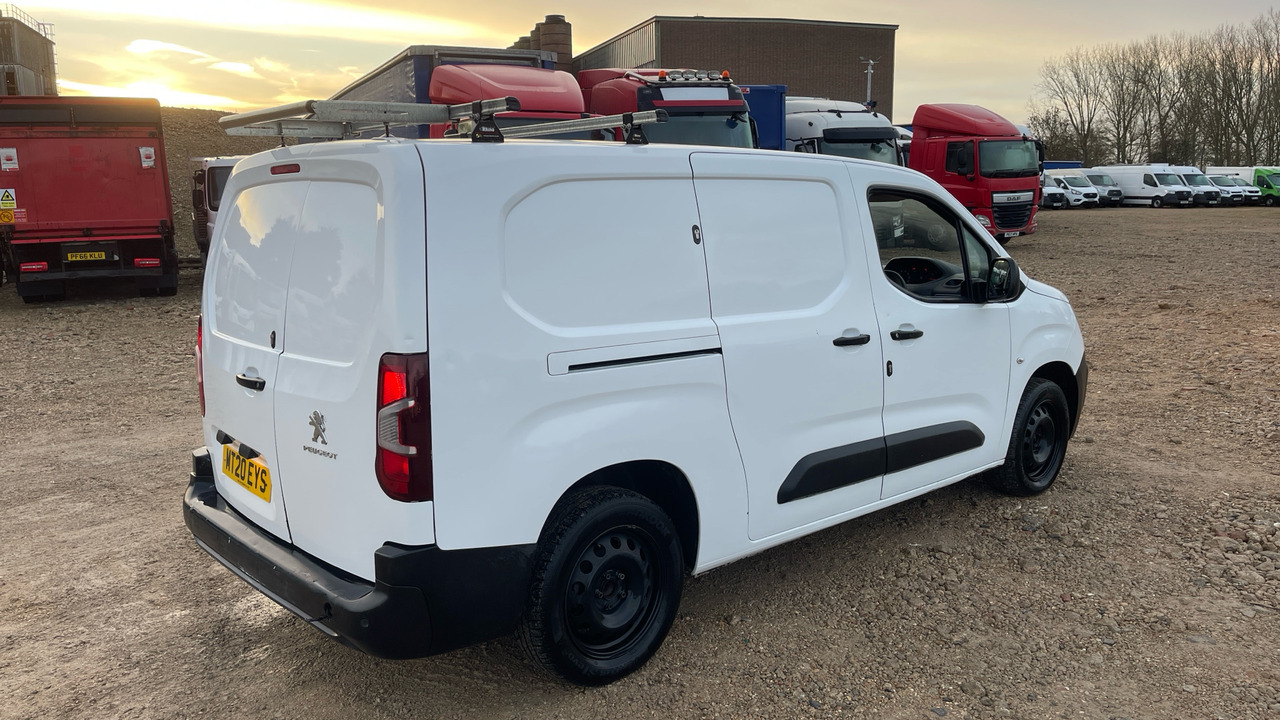 PEUGEOT PARTNER 850 1.5 BlueHDi 100ps Professional - Легковий фургон: фото 4 PEUGEOT PARTNER 850 1.5 BlueHDi 100ps Professional - Легковий фургон: фото 4