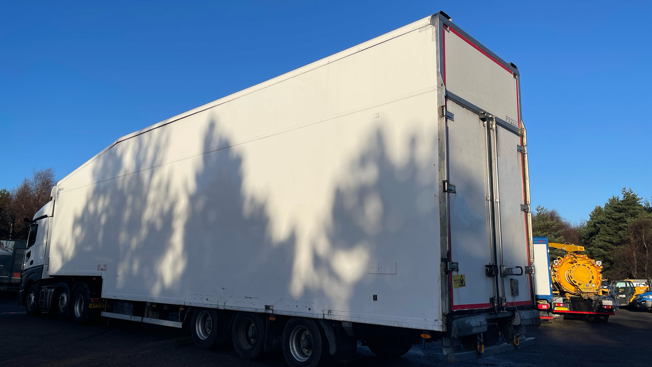 GRAY & ADAMS FRIDGE BOX DOUBLE DECK STEPFRAME - Причіп: фото 4 GRAY & ADAMS FRIDGE BOX DOUBLE DECK STEPFRAME - Причіп: фото 4