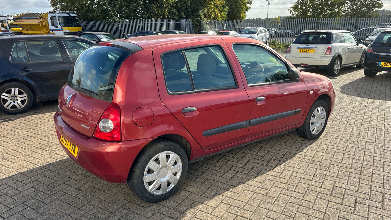 RENAULT CLIO 1.2 CAMPUS - Хетчбек: фото 4 RENAULT CLIO 1.2 CAMPUS - Хетчбек: фото 4