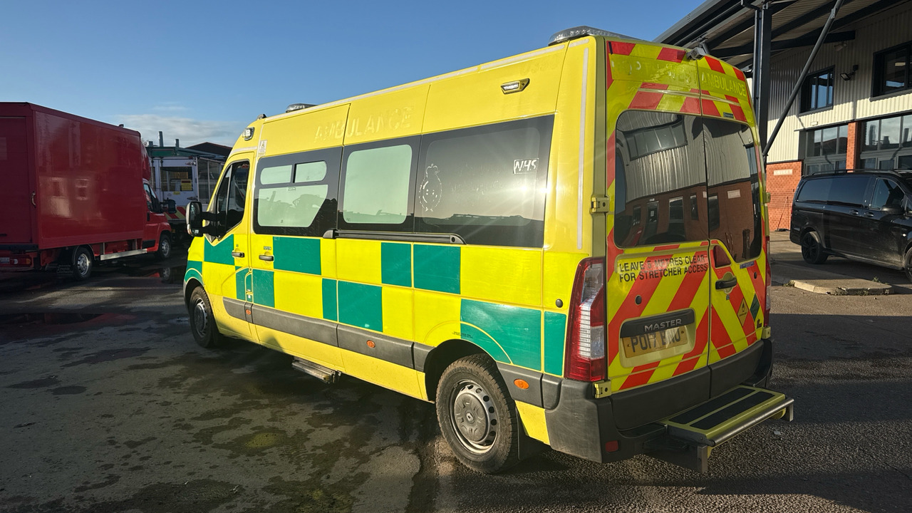 RENAULT MASTER 150.39 - Карета швидкої допомоги: фото 3 RENAULT MASTER 150.39 - Карета швидкої допомоги: фото 3