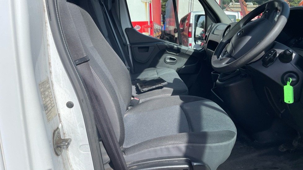 RENAULT MASTER LL35 ENERGY dCi 150 BUSINESS - Фургон з закритим кузовом: фото 5 RENAULT MASTER LL35 ENERGY dCi 150 BUSINESS - Фургон з закритим кузовом: фото 5