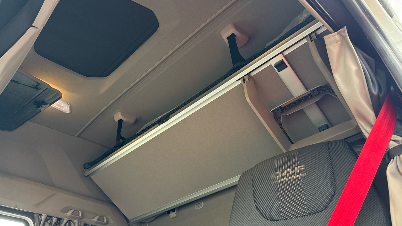 Тягач Daf XF 480: фото 12 Тягач Daf XF 480: фото 12