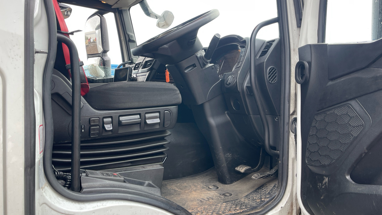 IVECO S 420 - Тягач: фото 5 IVECO S 420 - Тягач: фото 5