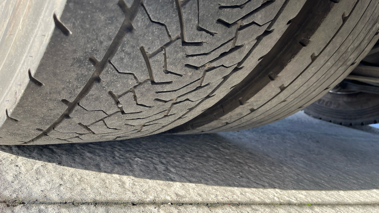 Тягач Iveco S-Way 530: фото 19