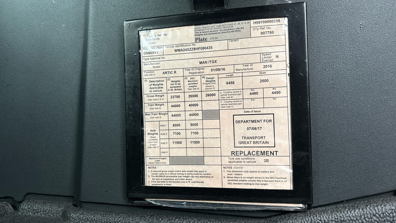 Тягач MAN TGX 26.440: фото 11 Тягач MAN TGX 26.440: фото 11