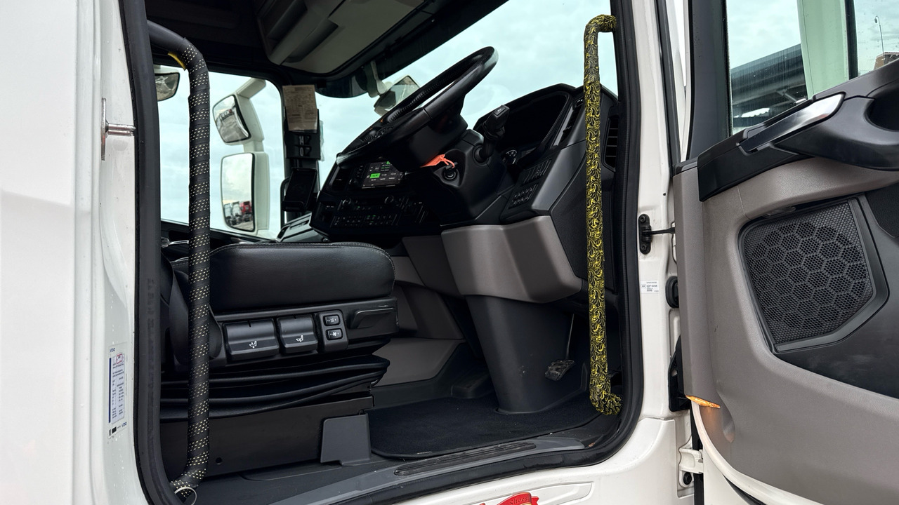 SCANIA R 560 - Тягач: фото 5 SCANIA R 560 - Тягач: фото 5