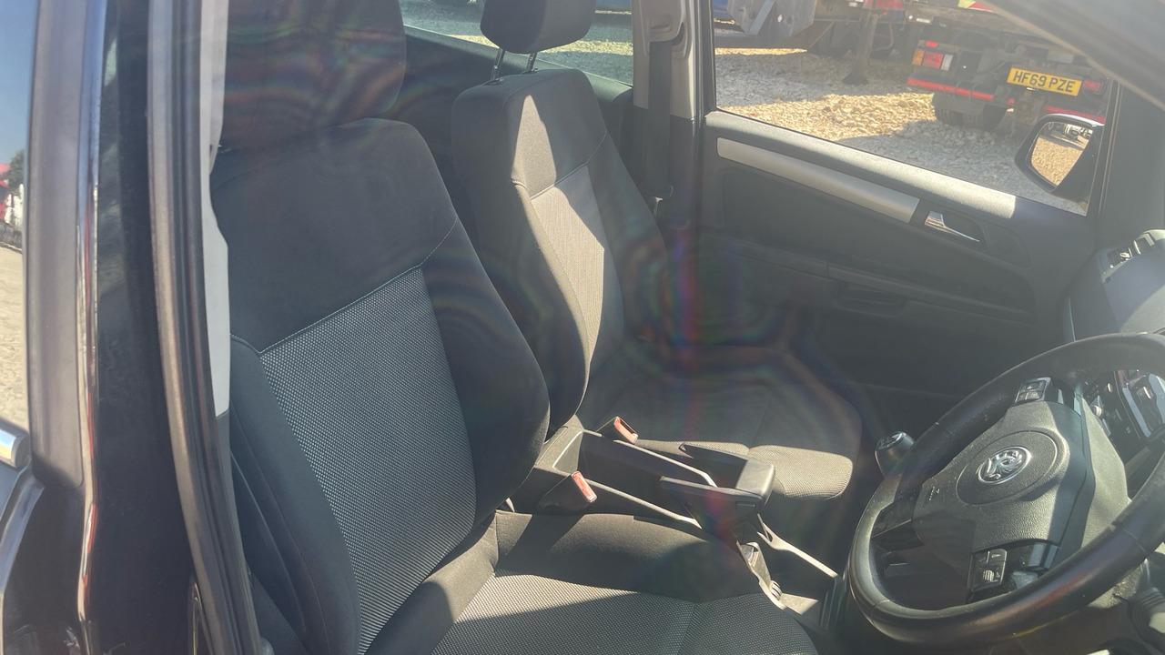 Легковий автомобіль VAUXHALL ZAFIRA 1.7 CDTI: фото 8