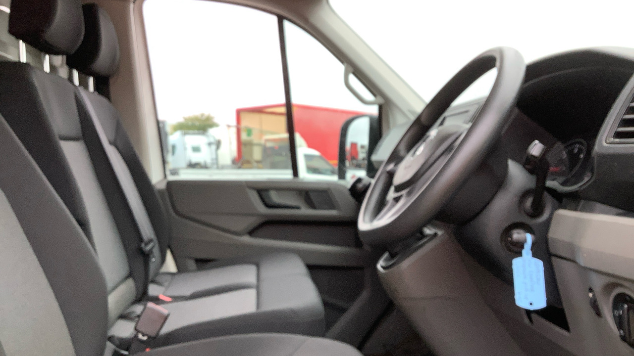 VOLKSWAGEN CRAFTER CR35 2.0 TDI 140PS STARTLINE - Легка бортова вантажівка: фото 5 VOLKSWAGEN CRAFTER CR35 2.0 TDI 140PS STARTLINE - Легка бортова вантажівка: фото 5