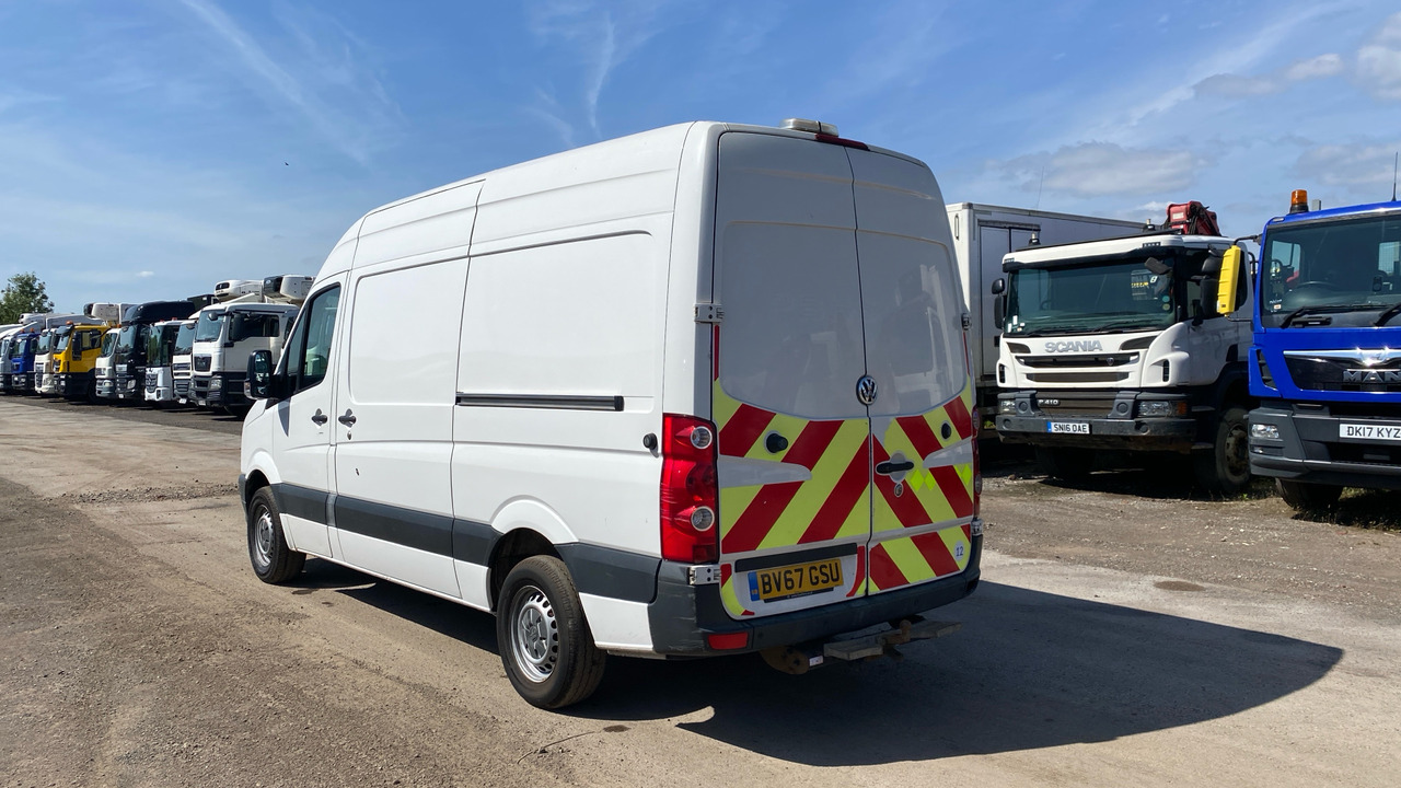 VOLKSWAGEN CRAFTER CR35 2.0 TDI BMT 109PS - Суцільнометалевий фургон: фото 3 VOLKSWAGEN CRAFTER CR35 2.0 TDI BMT 109PS - Суцільнометалевий фургон: фото 3