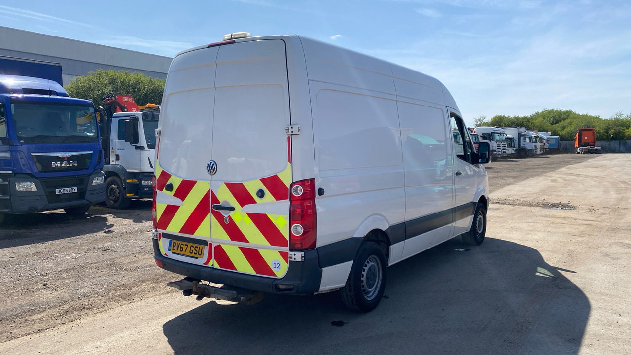 VOLKSWAGEN CRAFTER CR35 2.0 TDI BMT 109PS - Суцільнометалевий фургон: фото 4 VOLKSWAGEN CRAFTER CR35 2.0 TDI BMT 109PS - Суцільнометалевий фургон: фото 4