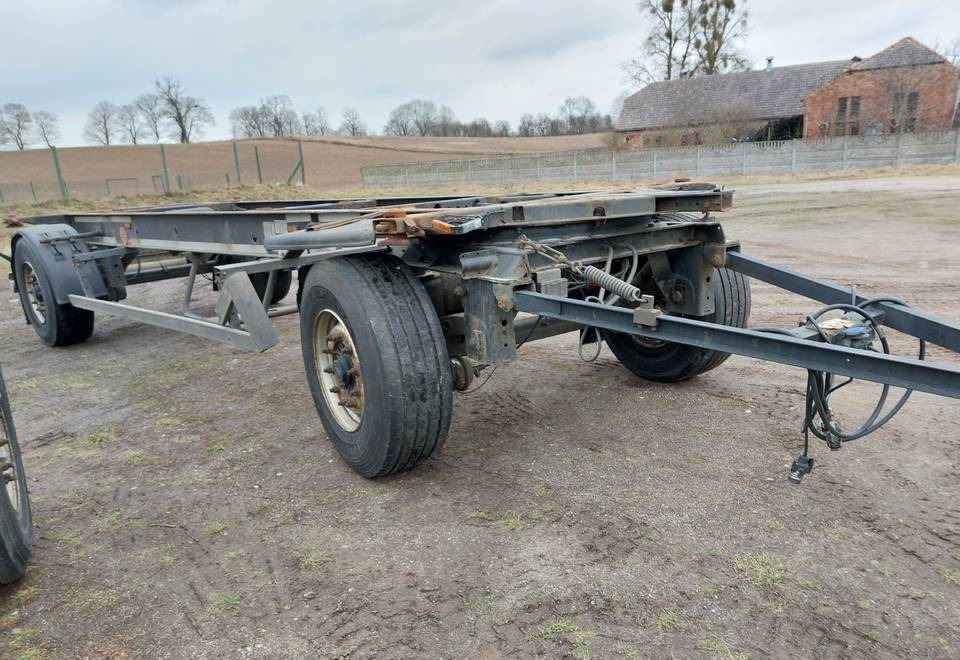 Krone BDF Laweta Rama 2015 - Контейнеровоз/ Змінний кузов причіп: фото 4 Krone BDF Laweta Rama 2015 - Контейнеровоз/ Змінний кузов причіп: фото 4