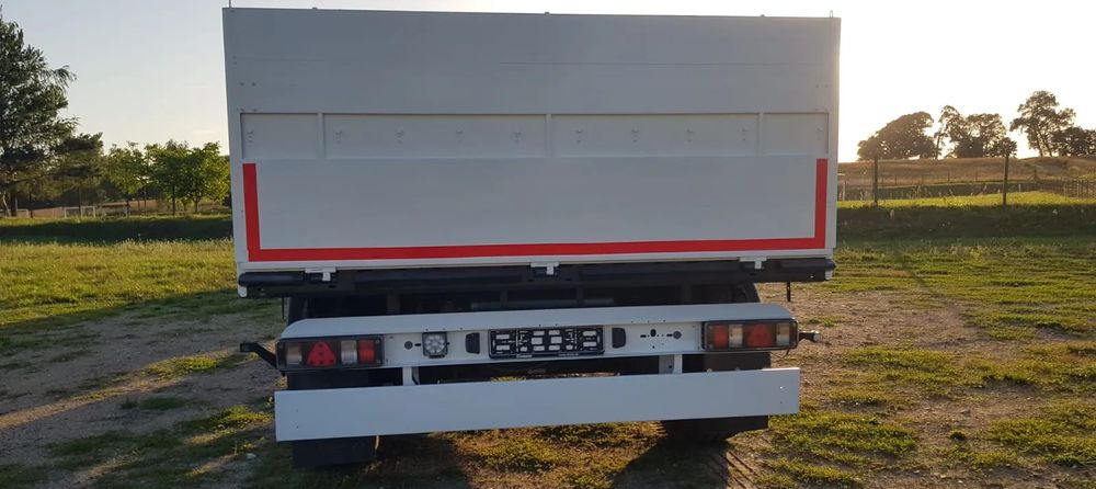 Krone Budowlana Skrzynia Odnowiona - Бортовий причіп/ Платформа: фото 4 Krone Budowlana Skrzynia Odnowiona - Бортовий причіп/ Платформа: фото 4