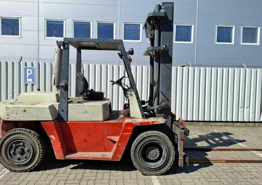 Nissan DF05A60U - Дизельний навантажувач: фото 3 Nissan DF05A60U - Дизельний навантажувач: фото 3
