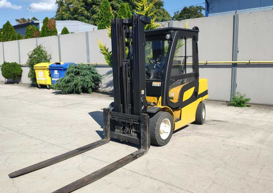 Yale GDP35VX - Дизельний навантажувач: фото 1 Yale GDP35VX - Дизельний навантажувач: фото 1