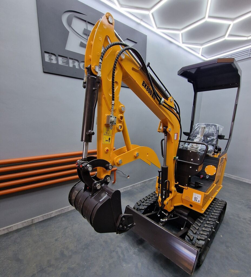 Berger Kraus BK800BS Nowa minikoparka Mini excavator Torsion arm - Міні-екскаватор: фото 3 Berger Kraus BK800BS Nowa minikoparka Mini excavator Torsion arm - Міні-екскаватор: фото 3