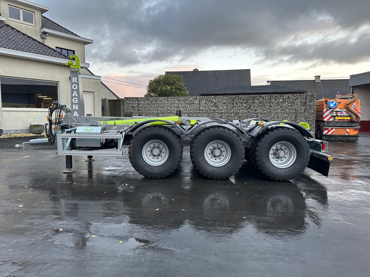Новий Сільськогосподарський причіп самоскид ROAGNA R20.3: фото 9