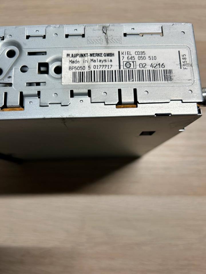 Blaupunkt Multimedia Radio 24V 7645050510 - Навігаційна система в категорії Вантажівки: фото 4 Blaupunkt Multimedia Radio 24V 7645050510 - Навігаційна система в категорії Вантажівки: фото 4