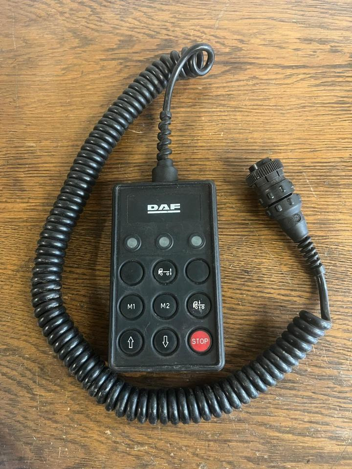 DAF Bediengerät Fernbedienung Luftfederung WABCO 4460561290 - Блок управління в категорії Вантажівки: фото 2 DAF Bediengerät Fernbedienung Luftfederung WABCO 4460561290 - Блок управління в категорії Вантажівки: фото 2