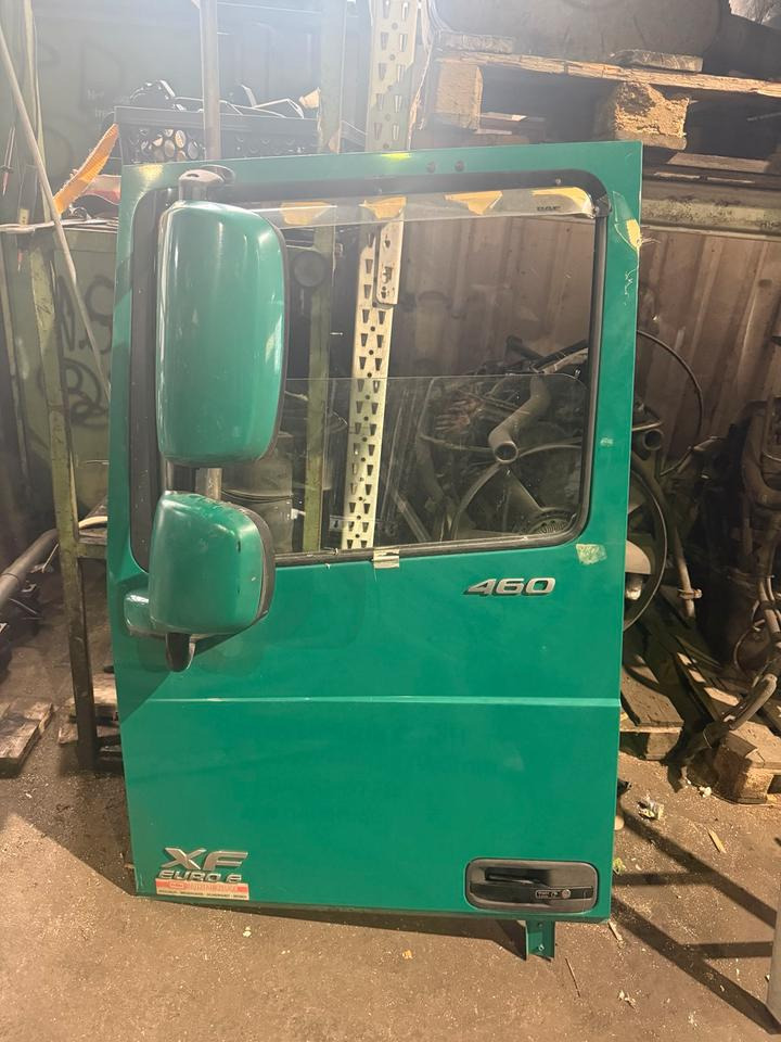 DAF XF 460 EU6 Fahrertür Grün Links Spiegel Innenverkleidung - Двері та запчастини в категорії Вантажівки: фото 1 DAF XF 460 EU6 Fahrertür Grün Links Spiegel Innenverkleidung - Двері та запчастини в категорії Вантажівки: фото 1