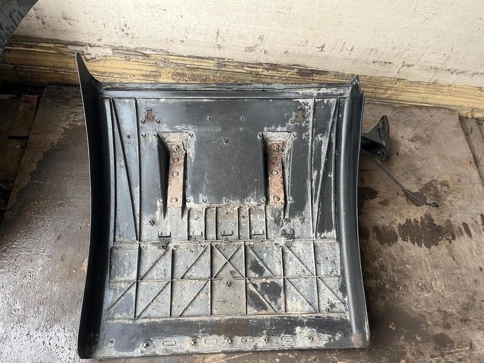 IVECO Stralis 450 Kotflügel vorne rechts 41299389 / 41299388 - Крило в категорії Вантажівки: фото 5 IVECO Stralis 450 Kotflügel vorne rechts 41299389 / 41299388 - Крило в категорії Вантажівки: фото 5