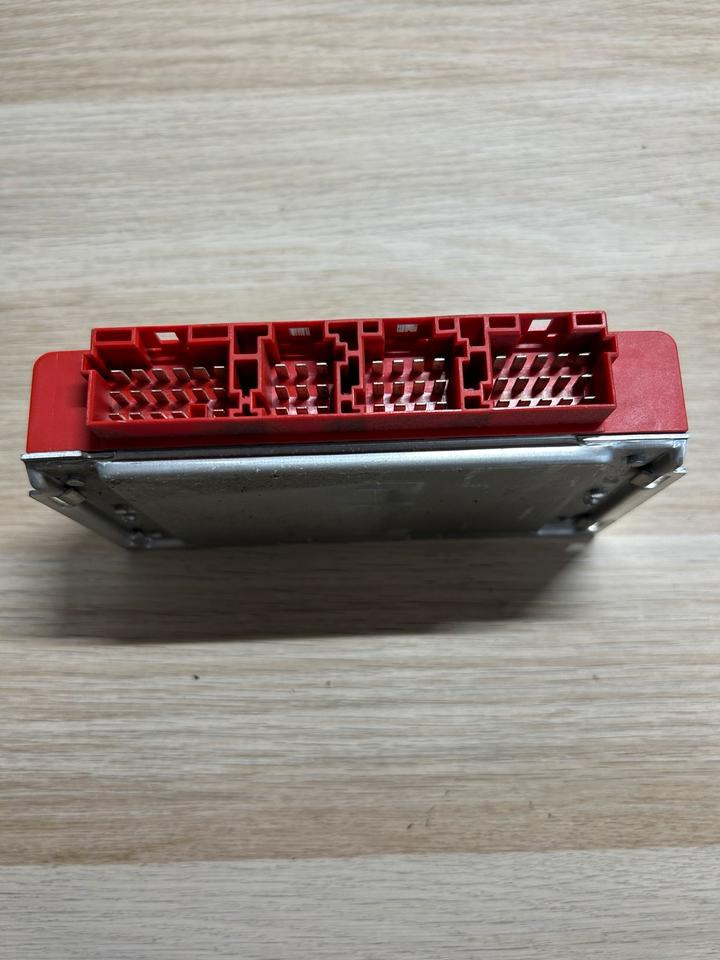 MAN BOSCH Intardersteuerung 81.25810-6000 - Блок управління в категорії Вантажівки: фото 3 MAN BOSCH Intardersteuerung 81.25810-6000 - Блок управління в категорії Вантажівки: фото 3