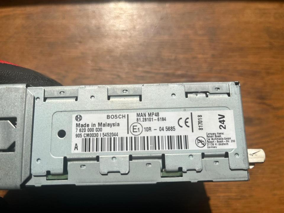 MAN Bosch Multimedia Radio 24V 81.28101-6184 - Навігаційна система в категорії Вантажівки: фото 2 MAN Bosch Multimedia Radio 24V 81.28101-6184 - Навігаційна система в категорії Вантажівки: фото 2