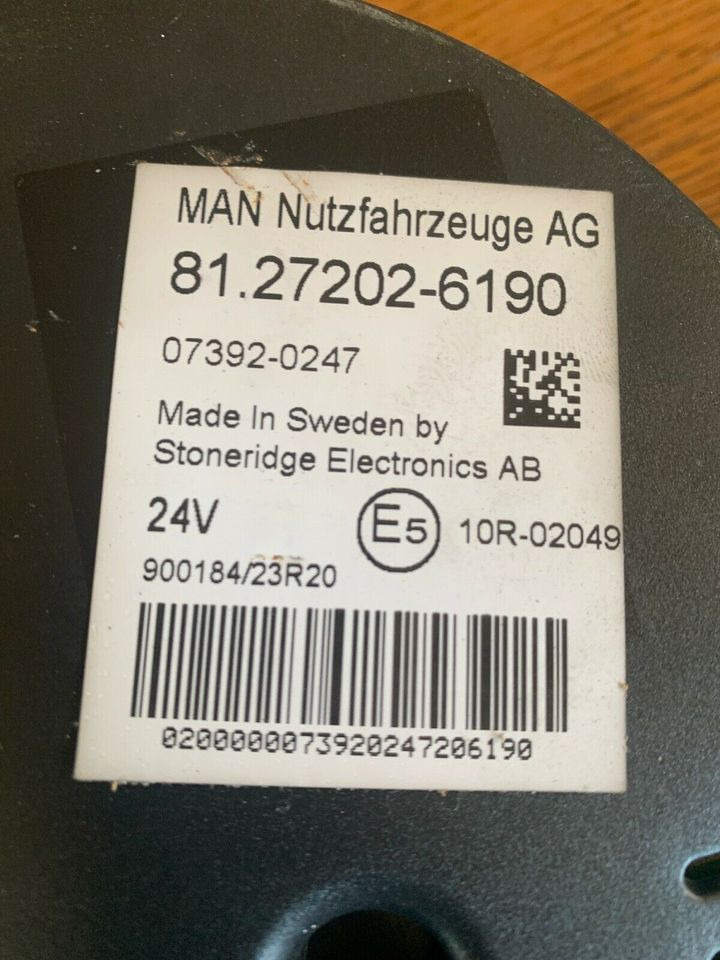 MAN Kombiinstrument Tacho 81272026190 - Приладова панель в категорії Вантажівки: фото 2 MAN Kombiinstrument Tacho 81272026190 - Приладова панель в категорії Вантажівки: фото 2
