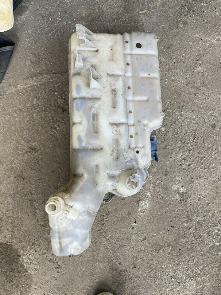 MAN TGL Ausgleichsbehälter Kühlmittel 81061026228 81061026233 - Розширювальний бачок в категорії Вантажівки: фото 2 MAN TGL Ausgleichsbehälter Kühlmittel 81061026228 81061026233 - Розширювальний бачок в категорії Вантажівки: фото 2