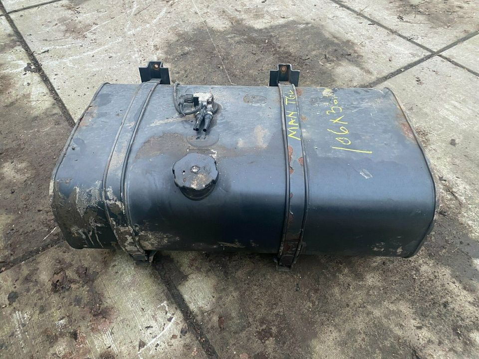 MAN TGL TGM Dieseltank Tank Tankbehälter - Паливний бак в категорії Вантажівки: фото 1 MAN TGL TGM Dieseltank Tank Tankbehälter - Паливний бак в категорії Вантажівки: фото 1