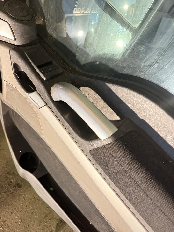 MAN TGS EU6 Beifahrertür Grün Spiegel Innenverkleidung LN 52 - Двері та запчастини в категорії Вантажівки: фото 3 MAN TGS EU6 Beifahrertür Grün Spiegel Innenverkleidung LN 52 - Двері та запчастини в категорії Вантажівки: фото 3